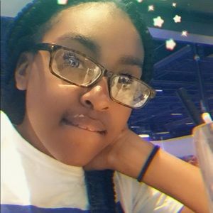 Meet your Posher, Shaniya